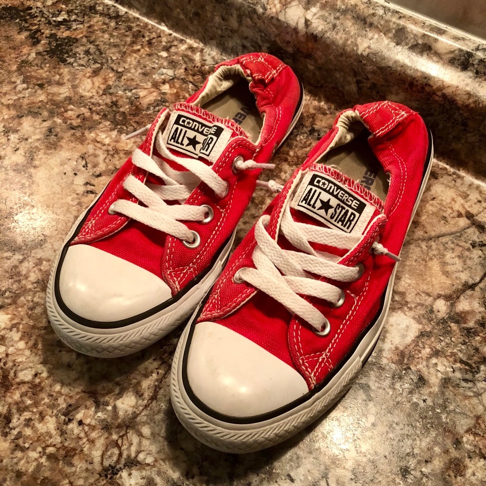 Red Converse Shoreline EUC